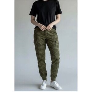 PrAna Halle Jogger II Size 14 Rg Sage Camo NWT